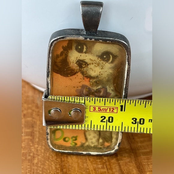 Charming pendant with vintage Gay Dog pic. Epoxy filled with sparkles. Silver. - Picture 3 of 9
